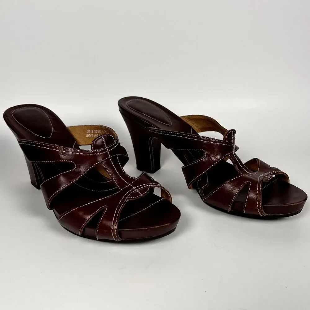 Clarks Sz 7M Artisan Tiga Leather Strappy Brown Heels Sandals Open Toe - Picture 4 of 9